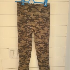 SPANX Camo Leggings Large
